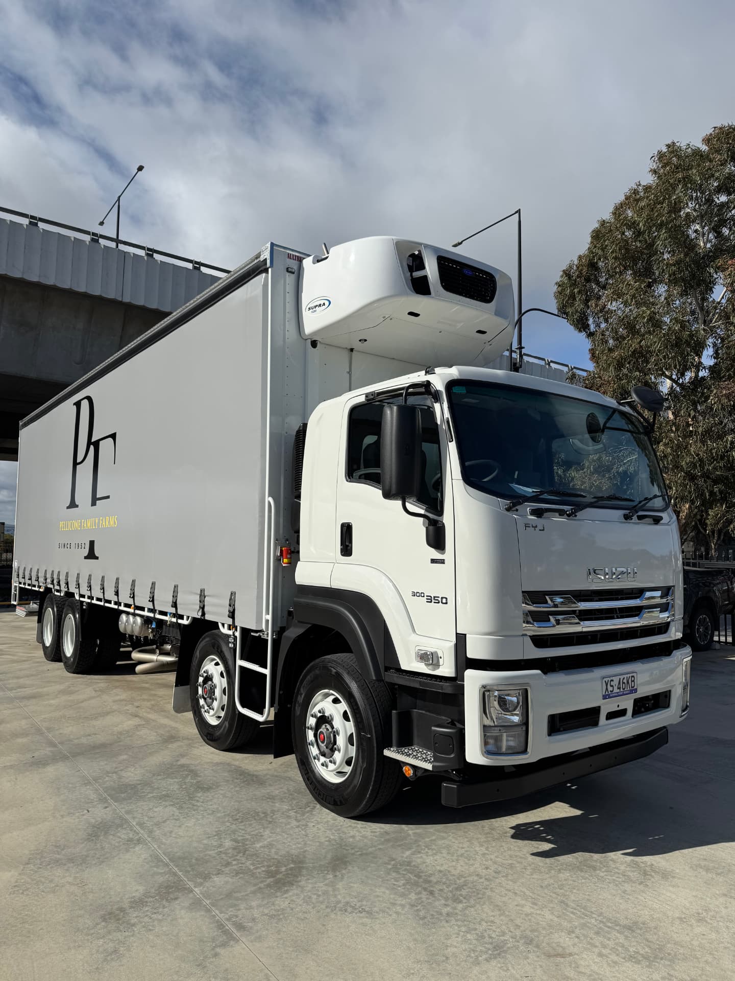 Isuzu FYJ refrigerated tautliner delivered to Pellicone Family Farms